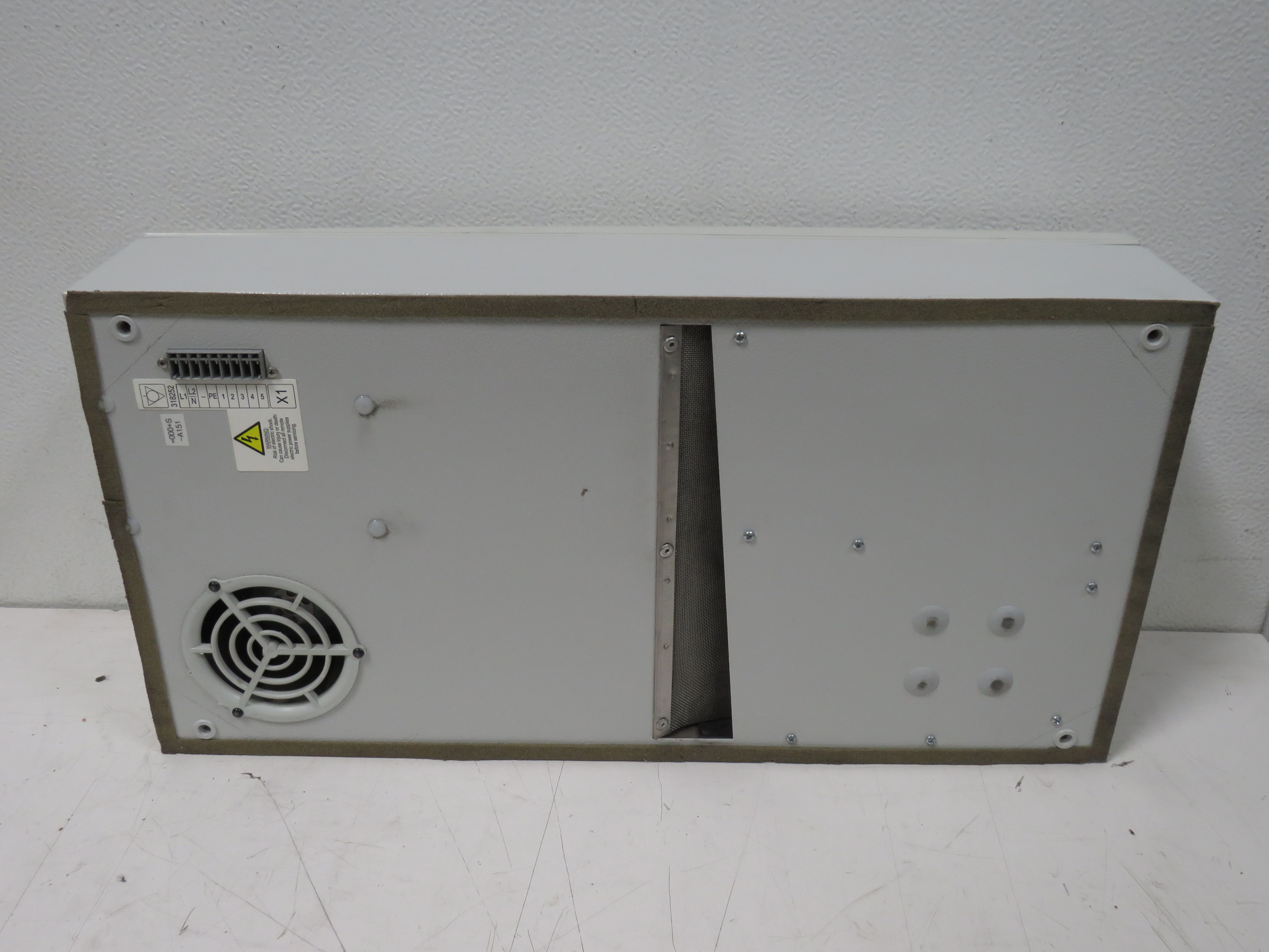 Rittal SK3302100 Top Therm Wall Mounted Enclosure Cooling Unit T168995 ...